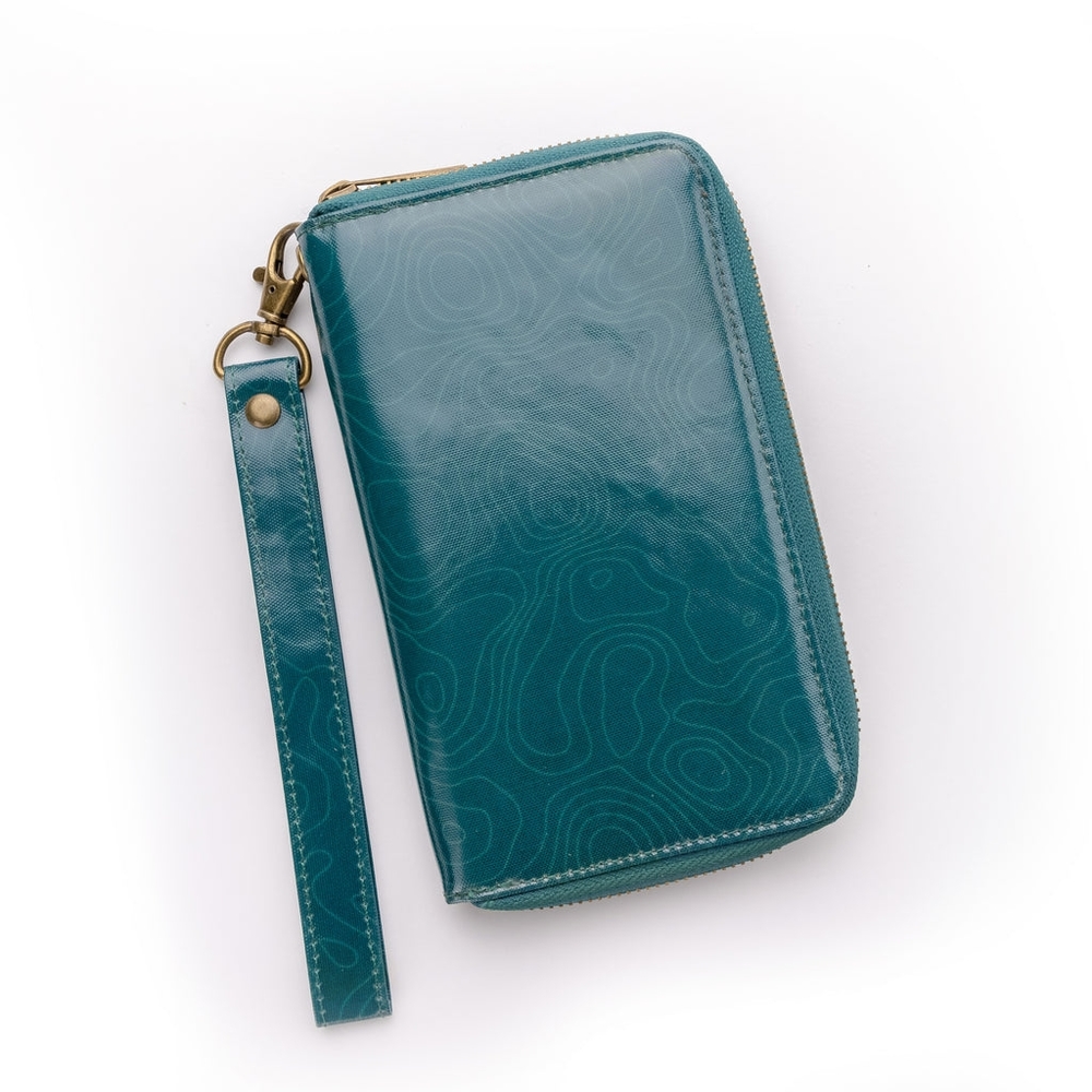 Wander Wallet Green "Expedition" Zipped Wallet